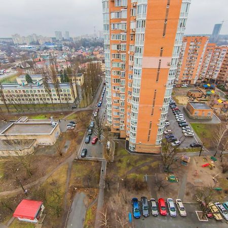 Уютная, Просторная Видовая Трехкомнатная Квартира Возле Метро Академгородок На 6 Мест Kiev Ngoại thất bức ảnh