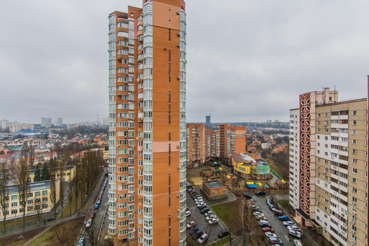Уютная, Просторная Видовая Трехкомнатная Квартира Возле Метро Академгородок На 6 Мест Kiev Ngoại thất bức ảnh