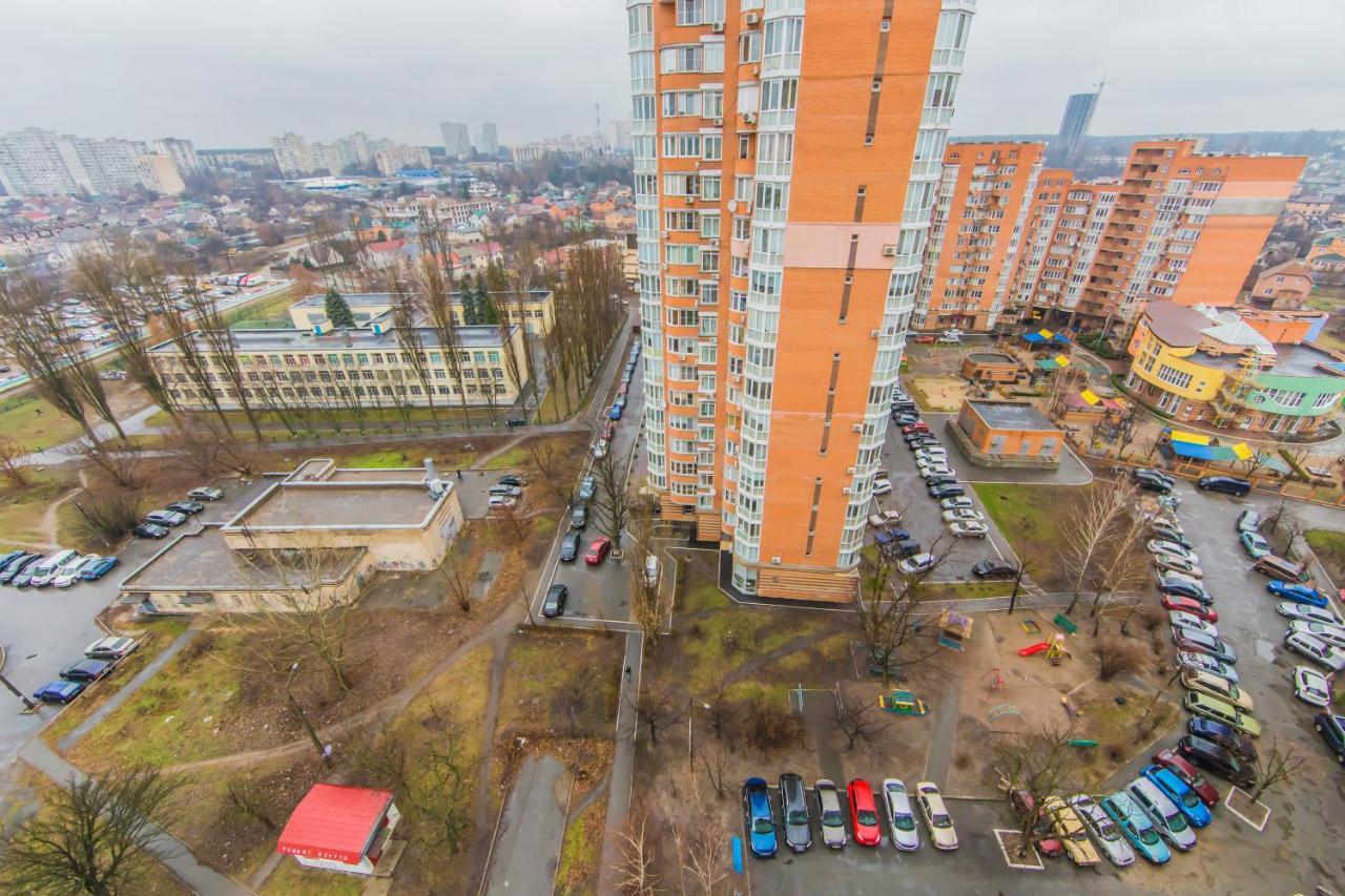 Уютная, Просторная Видовая Трехкомнатная Квартира Возле Метро Академгородок На 6 Мест Kiev Ngoại thất bức ảnh